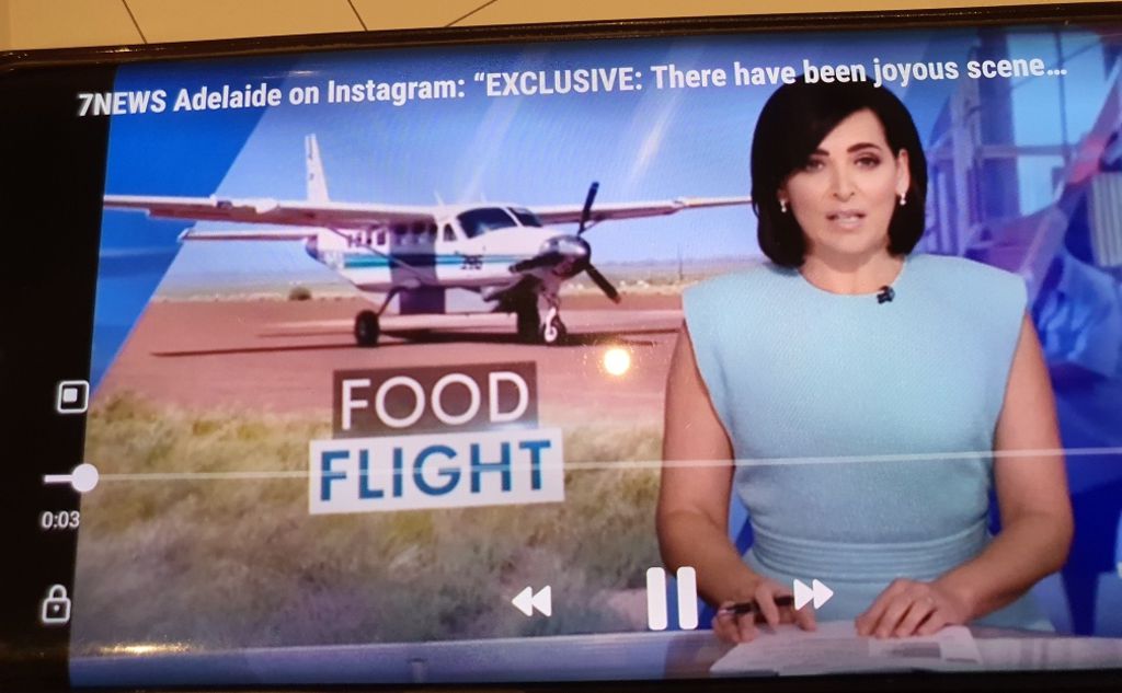 Wrightsair emergency food flight to Oodnadatta!